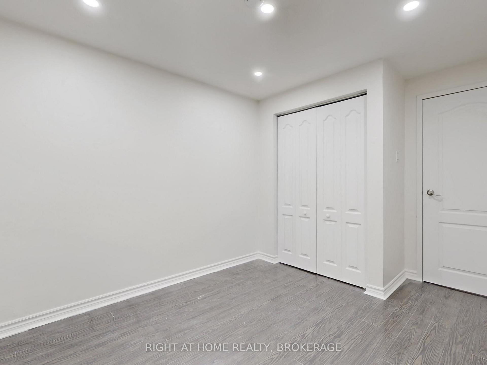 Photo 24 of Unit 3, 2060 Prospect Street, Burlington, Brant — HOMEH