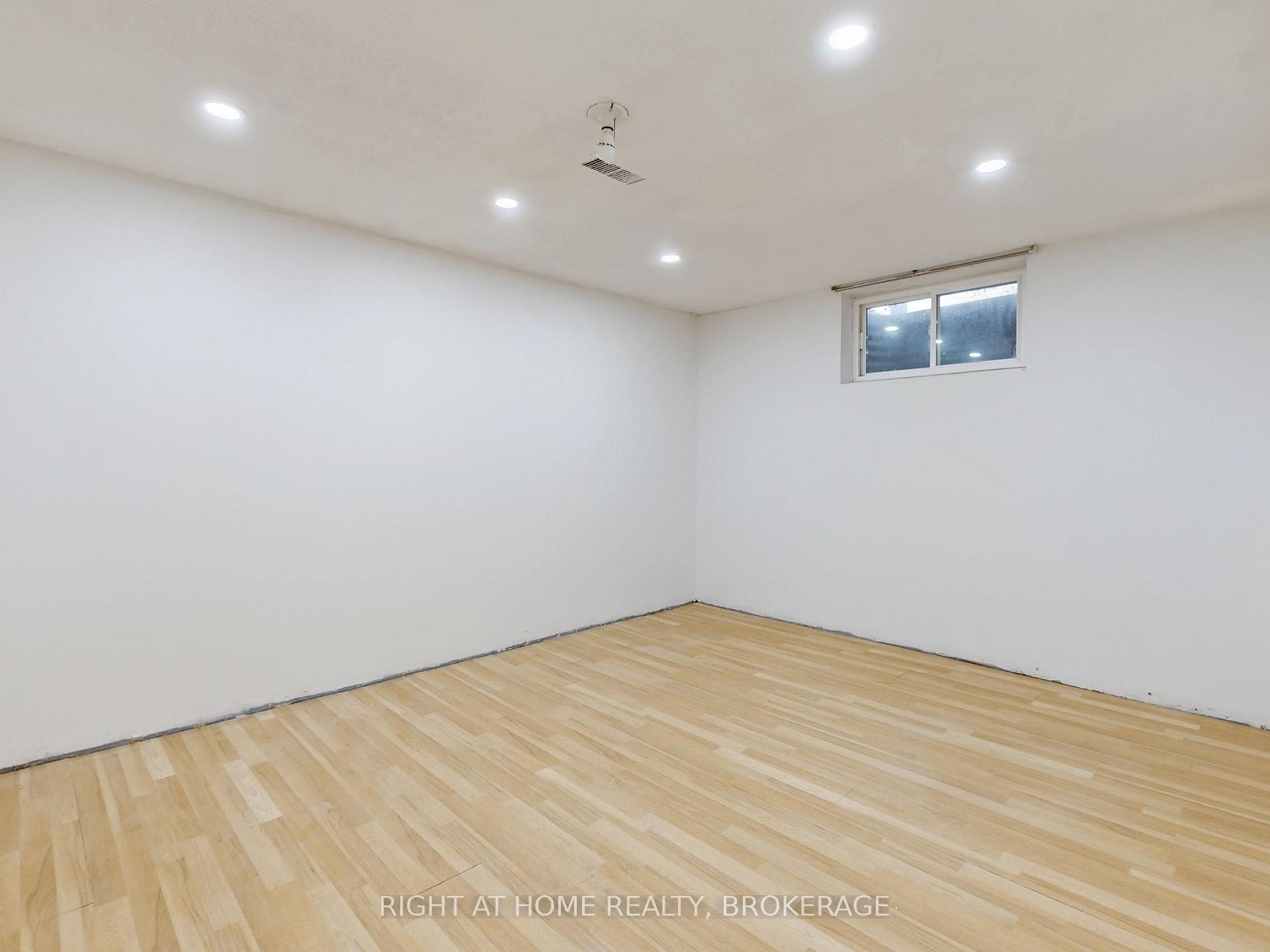 Photo 27 of Unit 3, 2060 Prospect Street, Burlington, Brant — HOMEH