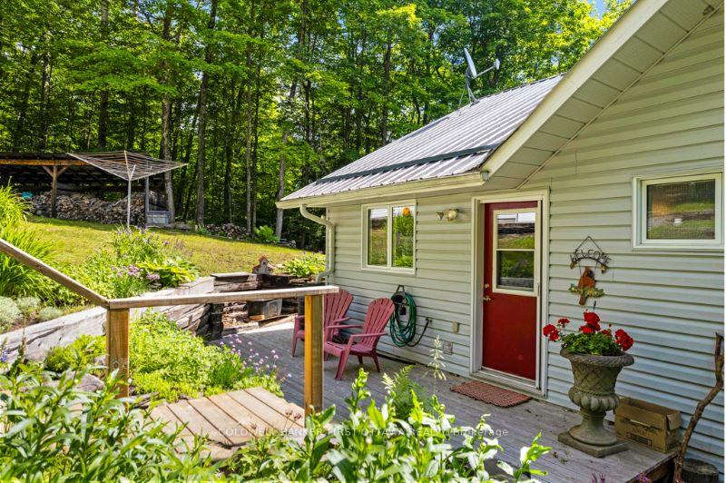 Photo 6 of 1215 Krings Lane, Frontenac, Frontenac North — HOMEH