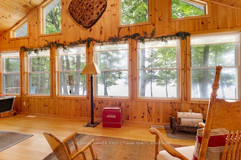 Photo 15 of 1215 Krings Lane, Frontenac, Frontenac North — HOMEH