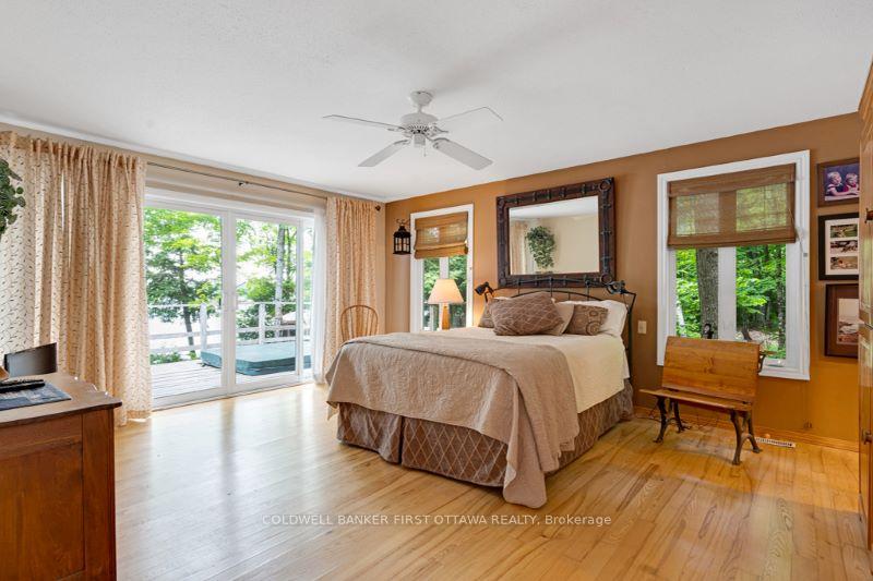 Photo 17 of 1215 Krings Lane, Frontenac, Frontenac North — HOMEH