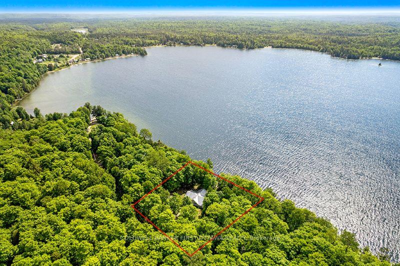 Photo 31 of 1215 Krings Lane, Frontenac, Frontenac North — HOMEH