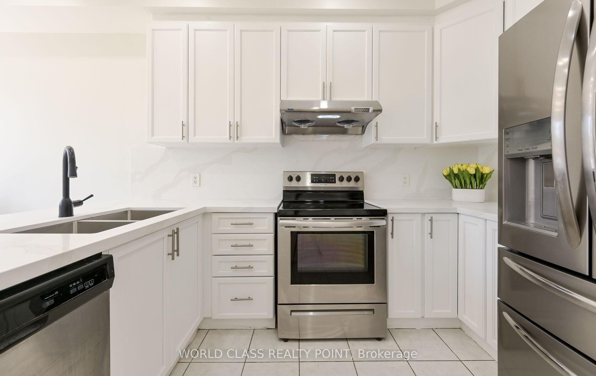 Photo 5 of 6 Davenfield Circle, Brampton, Bram East — HOMEH