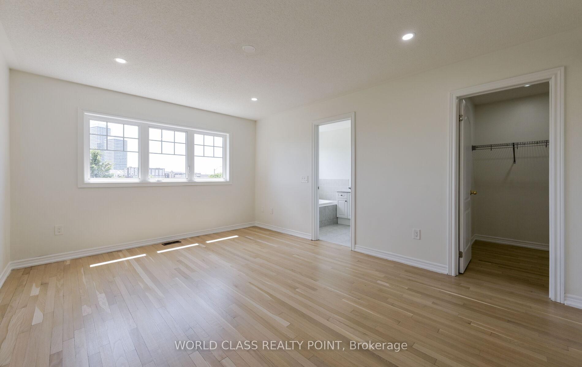 Photo 16 of 6 Davenfield Circle, Brampton, Bram East — HOMEH