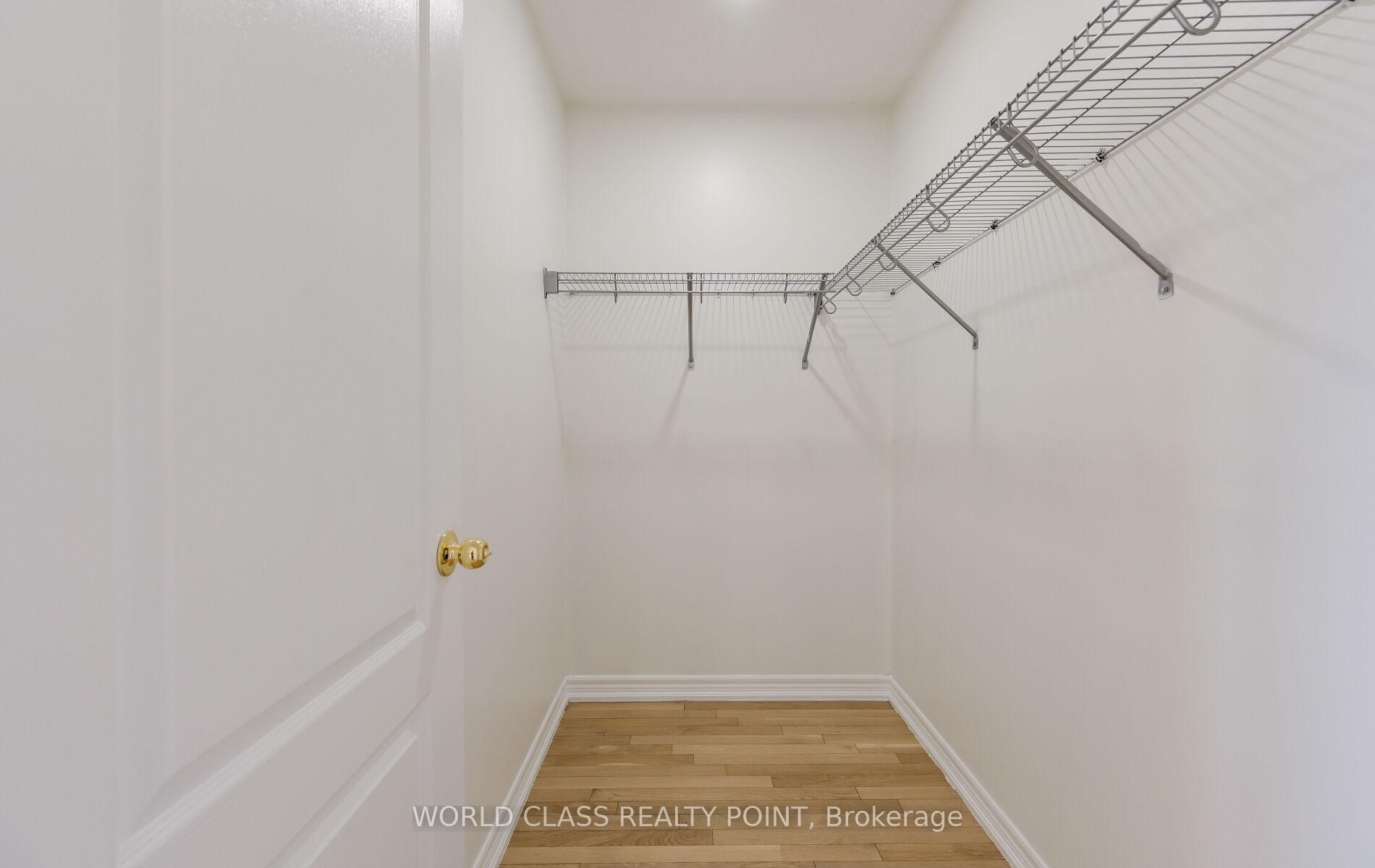 Photo 8 of 6 Davenfield Circle, Brampton, Bram East — HOMEH