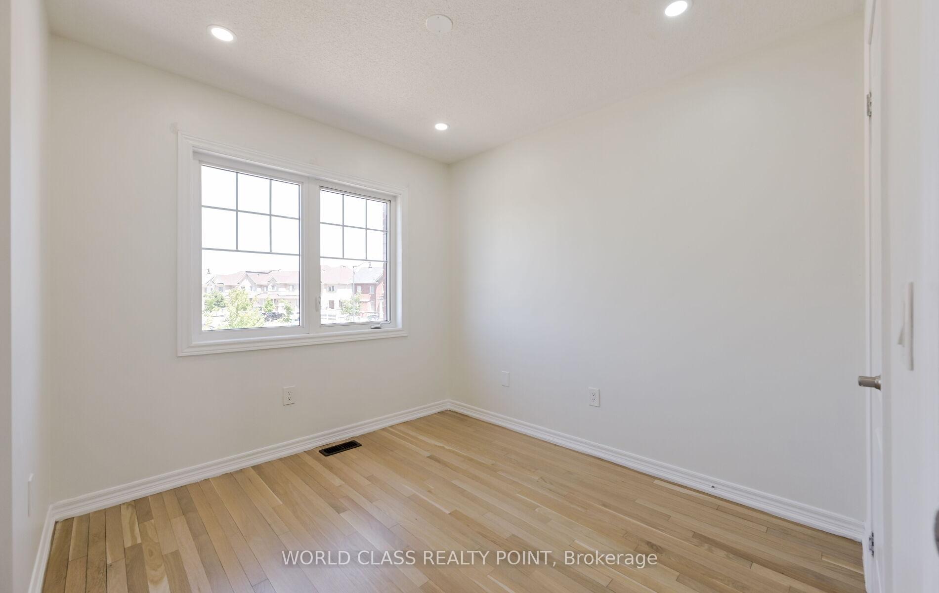 Photo 28 of 6 Davenfield Circle, Brampton, Bram East — HOMEH