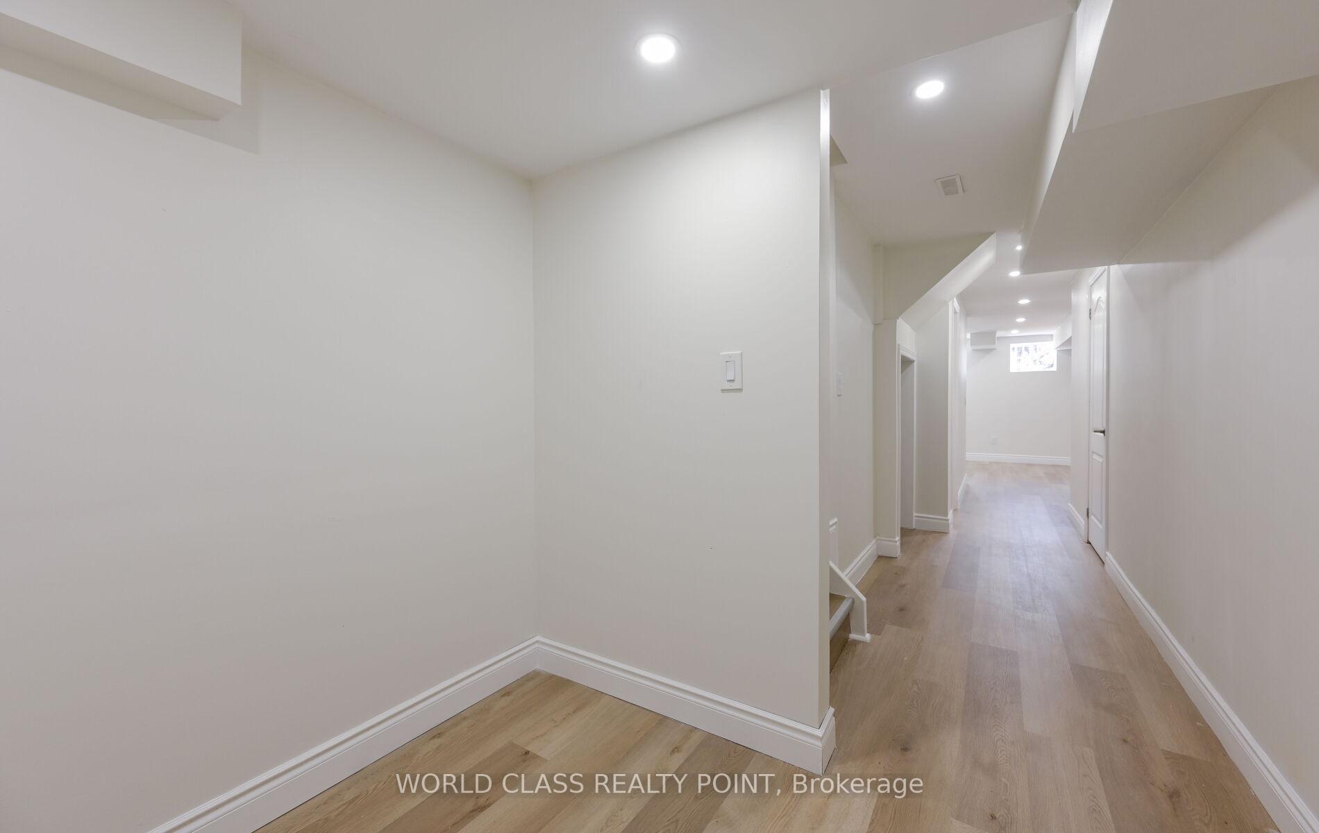 Photo 19 of 6 Davenfield Circle, Brampton, Bram East — HOMEH