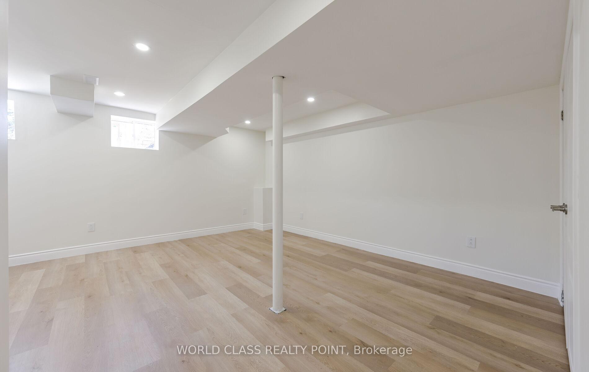 Photo 24 of 6 Davenfield Circle, Brampton, Bram East — HOMEH