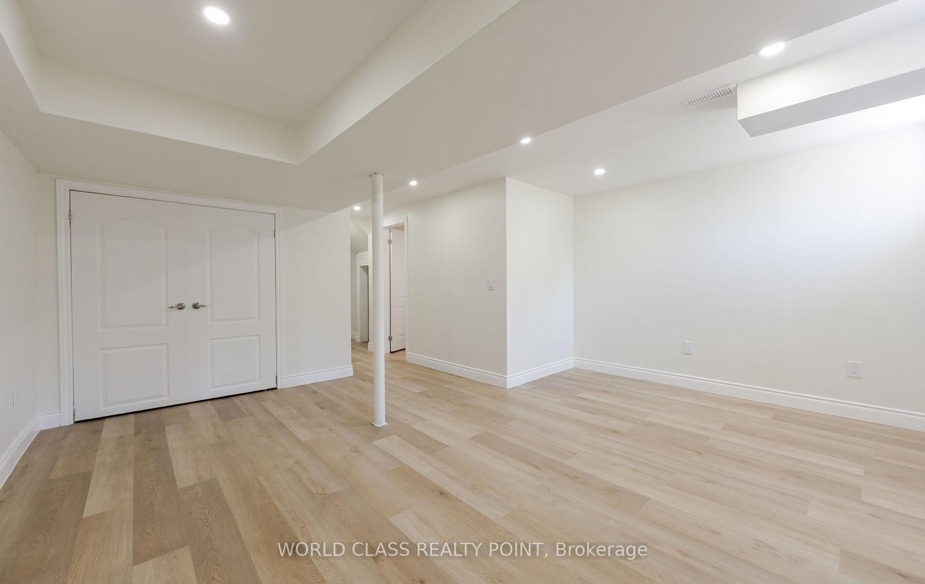 Photo 31 of 6 Davenfield Circle, Brampton, Bram East — HOMEH