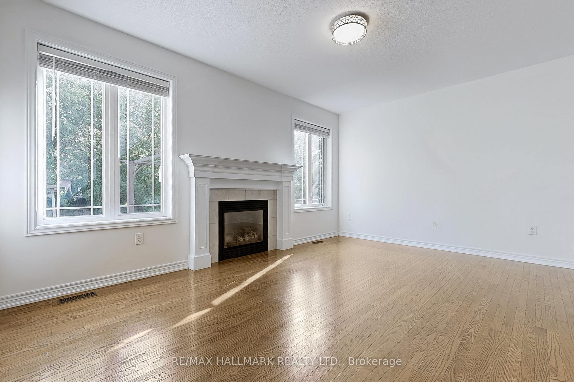 Photo 7 of 41 Mackenzie Court, Georgina, Keswick North — HOMEH