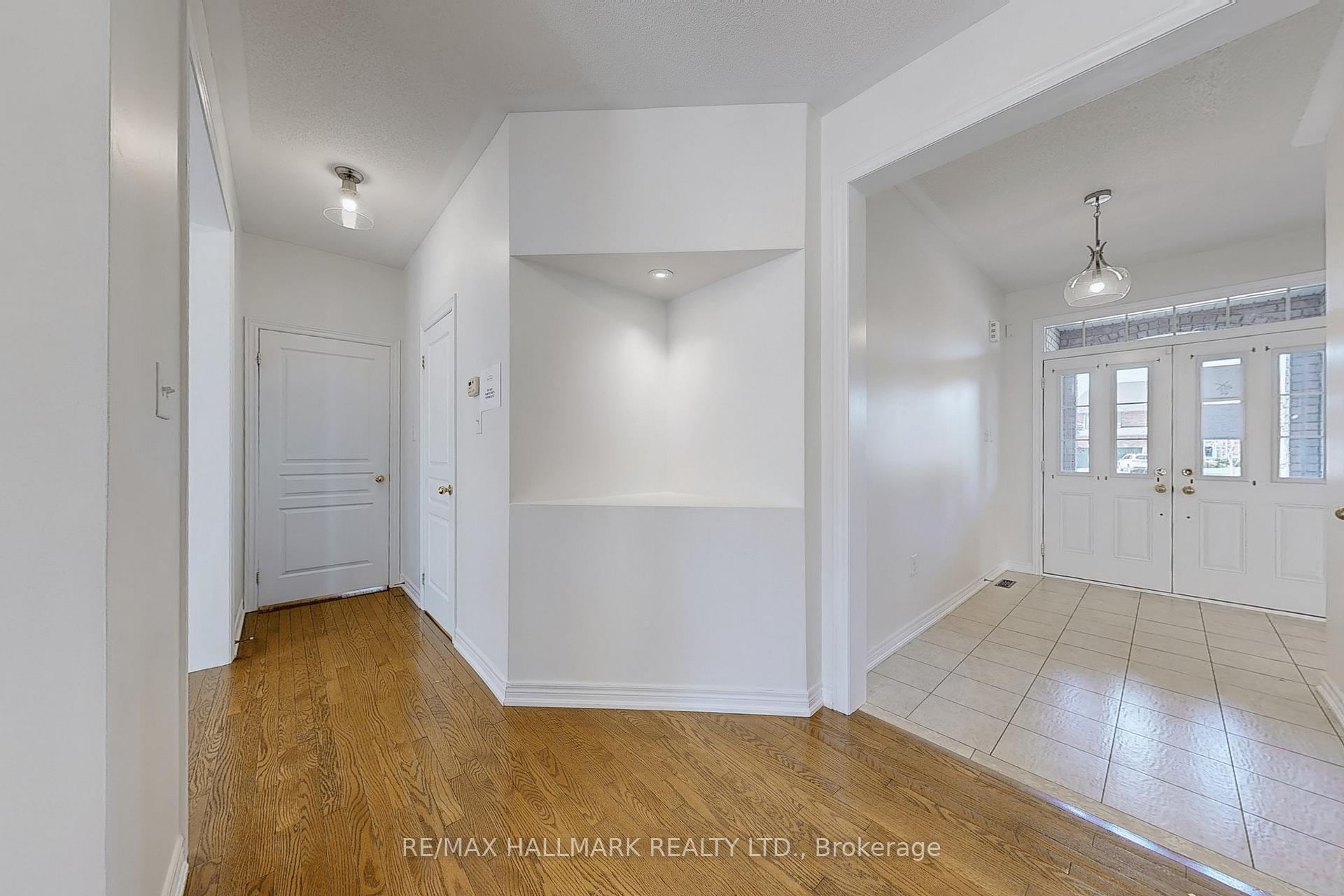 Photo 17 of 41 Mackenzie Court, Georgina, Keswick North — HOMEH