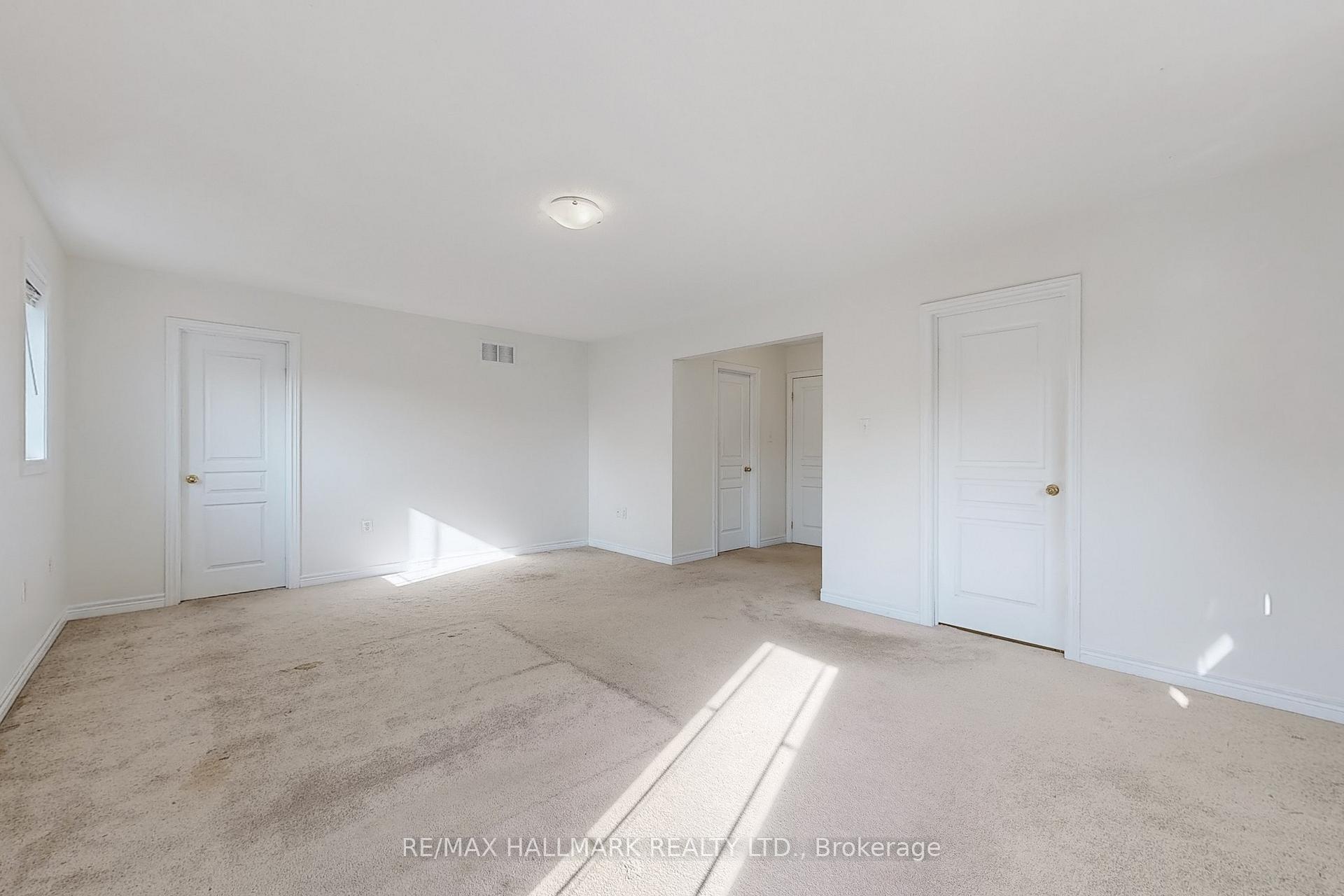 Photo 23 of 41 Mackenzie Court, Georgina, Keswick North — HOMEH
