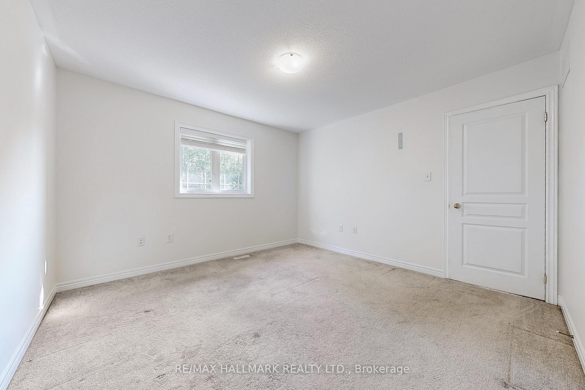 Photo 34 of 41 Mackenzie Court, Georgina, Keswick North — HOMEH