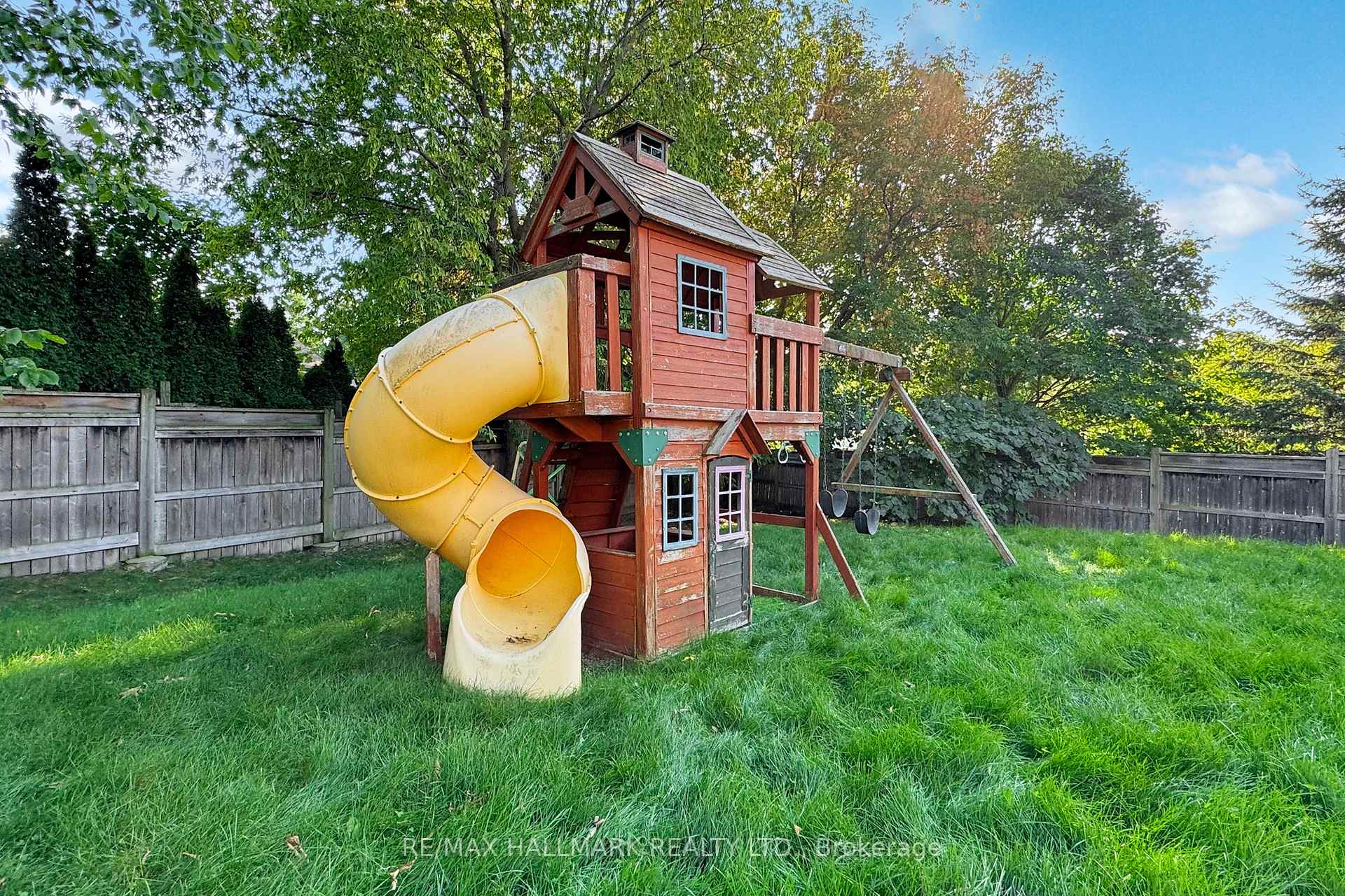 Photo 46 of 41 Mackenzie Court, Georgina, Keswick North — HOMEH