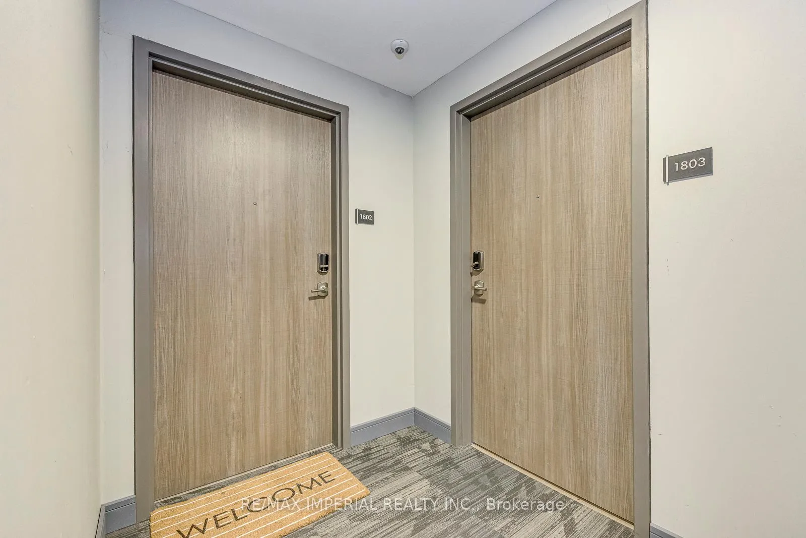 Photo 7 of Unit 1803, 49 Walnut Street S, Hamilton, Corktown — HOMEH