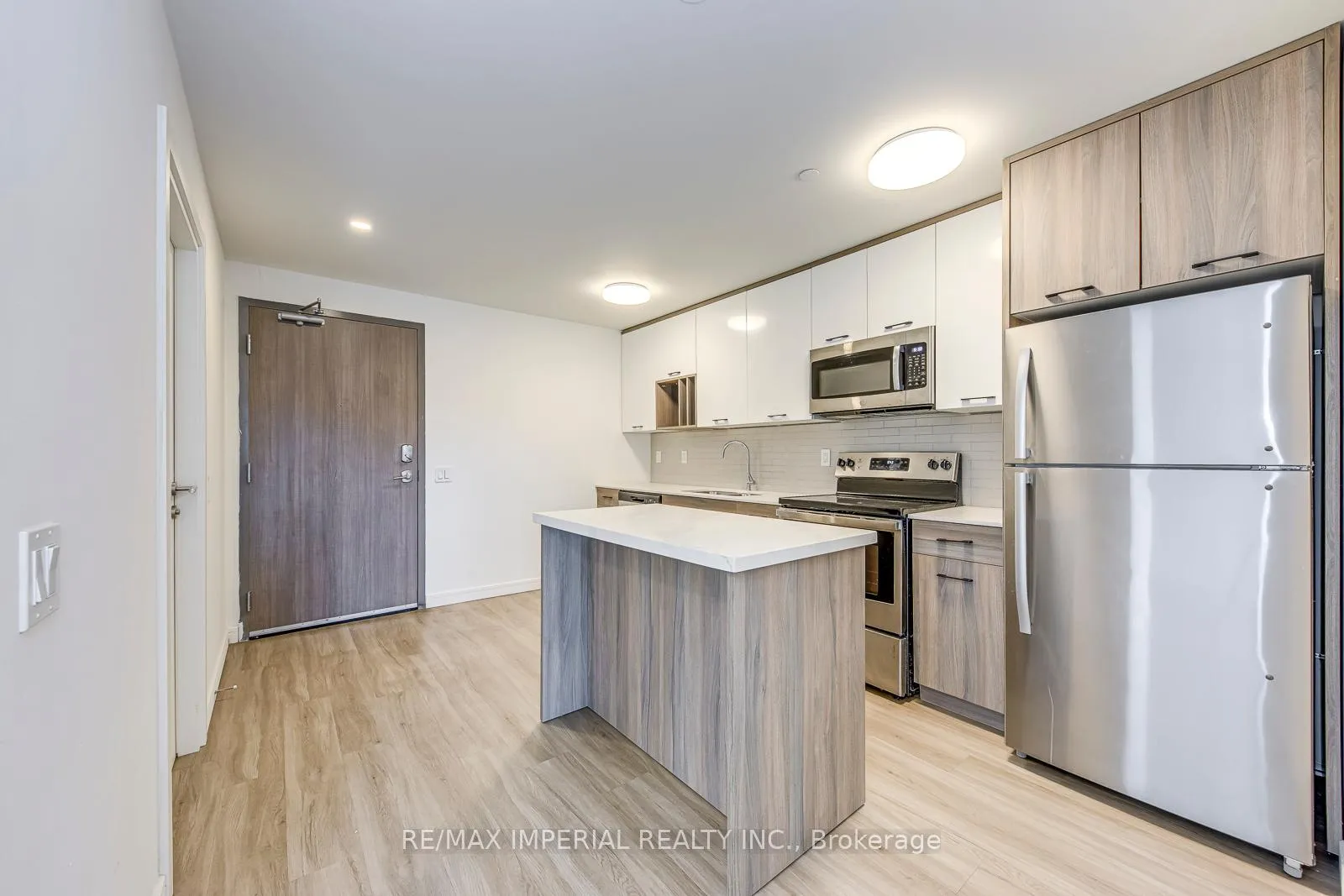 Photo 9 of Unit 1803, 49 Walnut Street S, Hamilton, Corktown — HOMEH