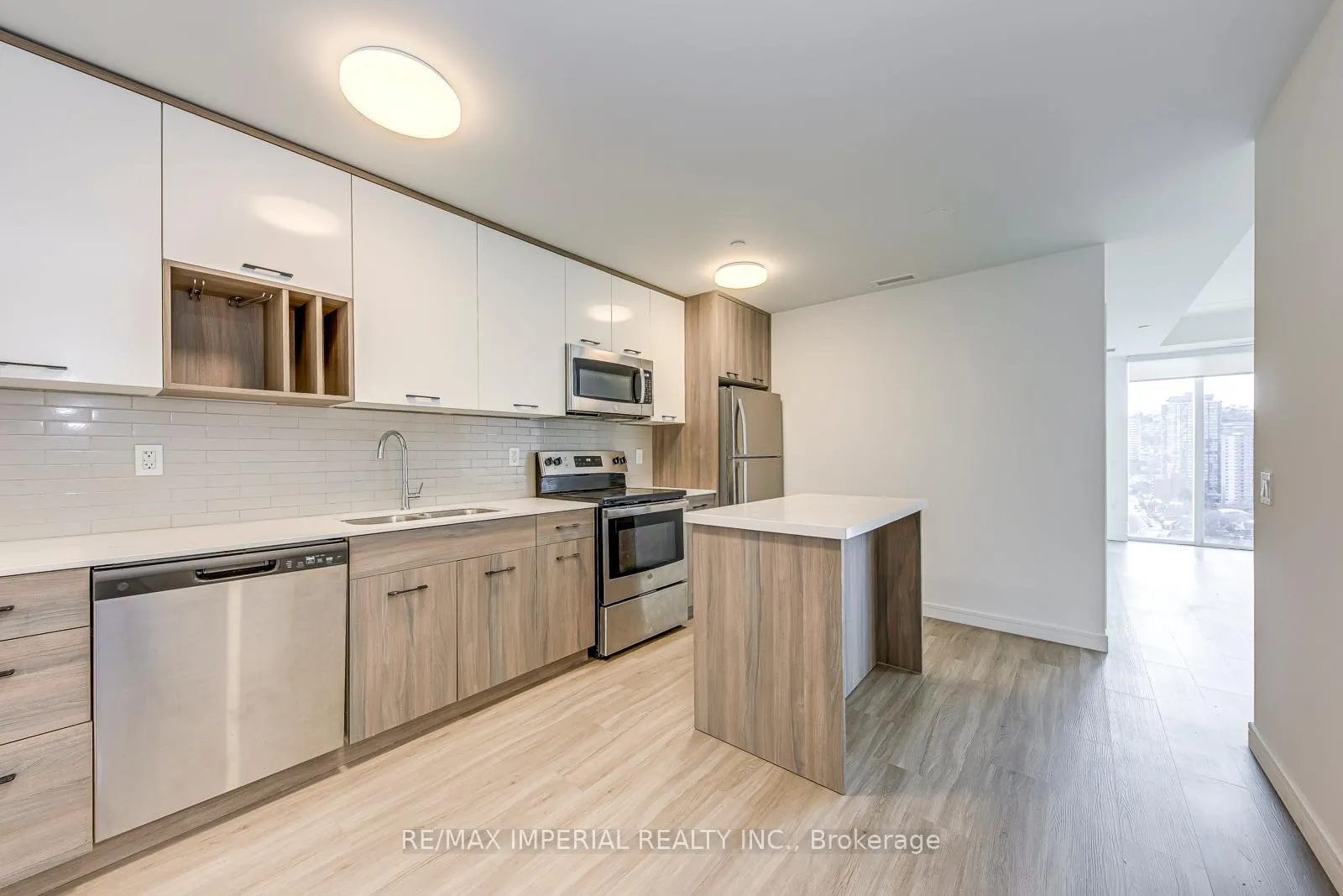 Photo 12 of Unit 1803, 49 Walnut Street S, Hamilton, Corktown — HOMEH