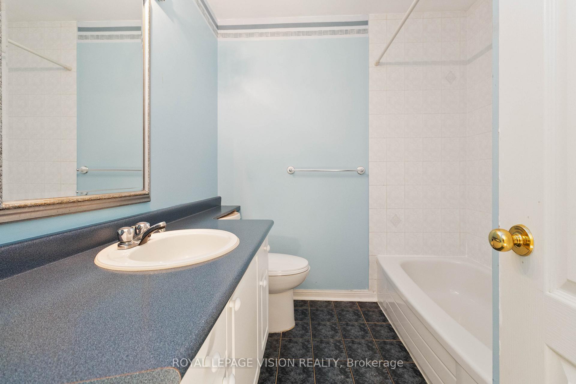 Photo 18 of 5141 Brada Crescent, Burlington, Orchard — HOMEH