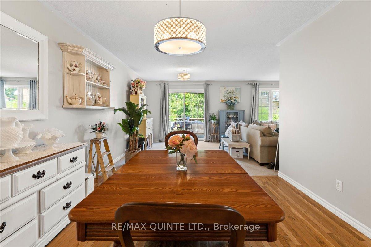 Photo 12 of 33 Alder Court, Belleville, Belleville Ward — HOMEH