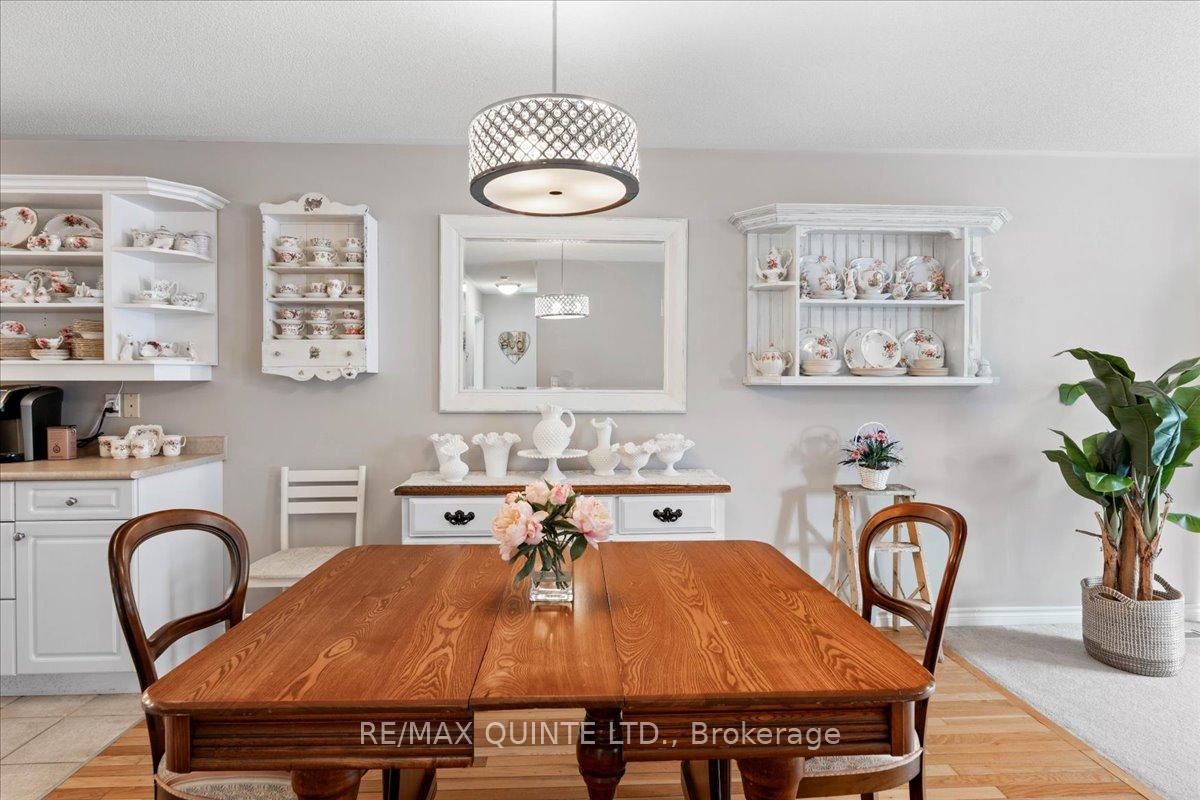 Photo 13 of 33 Alder Court, Belleville, Belleville Ward — HOMEH