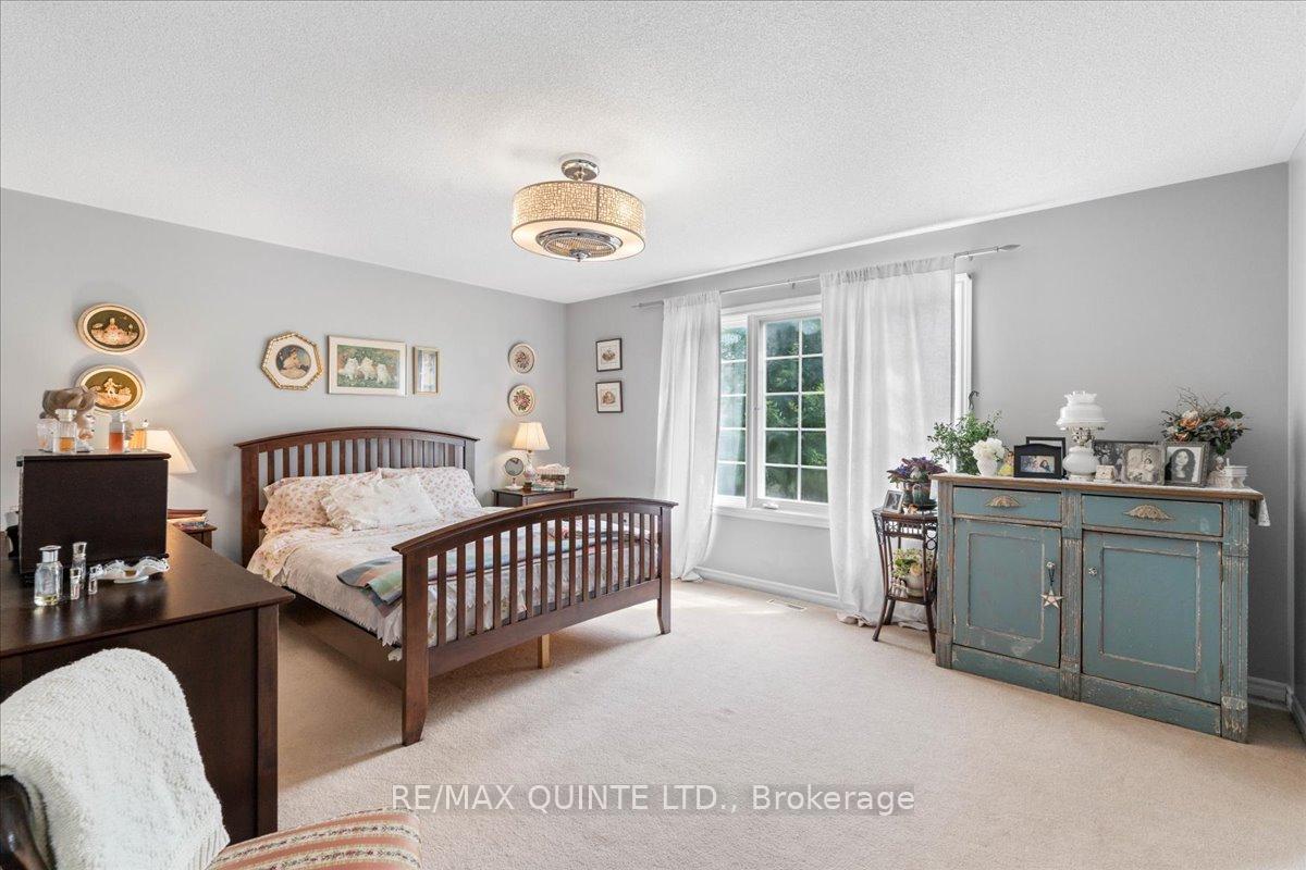 Photo 20 of 33 Alder Court, Belleville, Belleville Ward — HOMEH