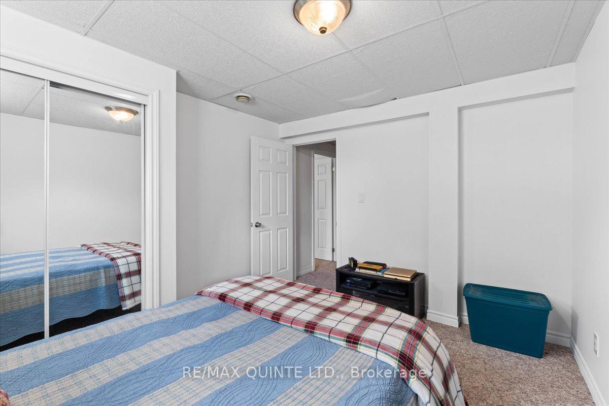 Photo 34 of 33 Alder Court, Belleville, Belleville Ward — HOMEH