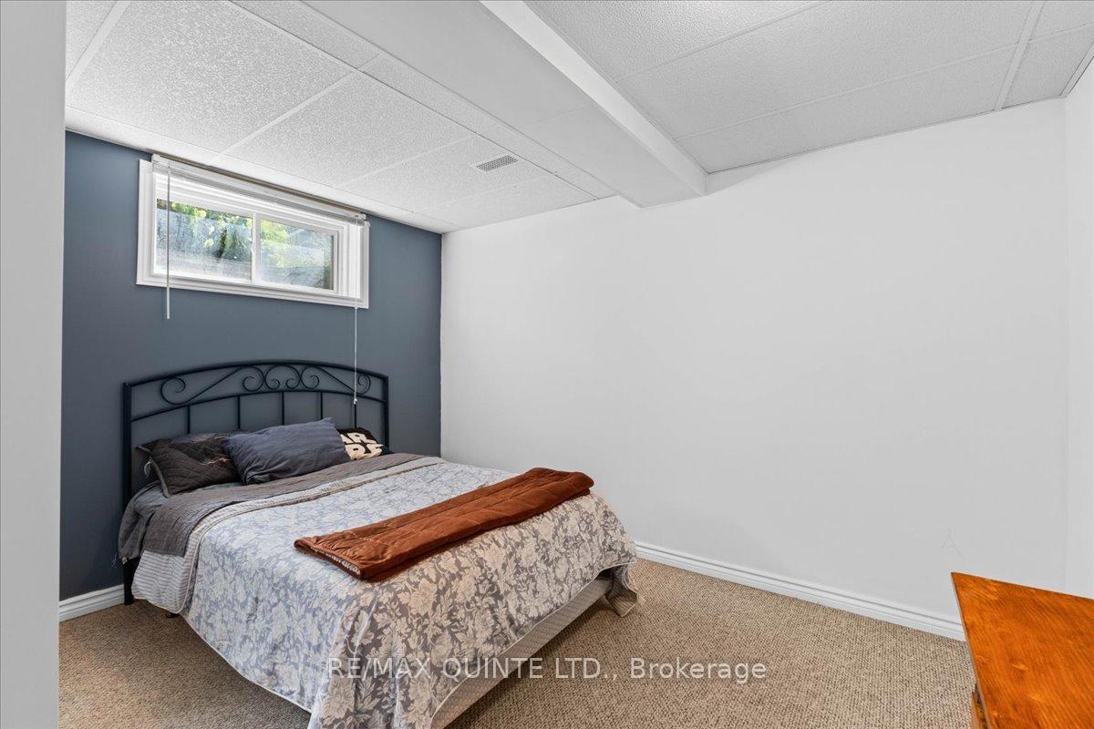 Photo 35 of 33 Alder Court, Belleville, Belleville Ward — HOMEH