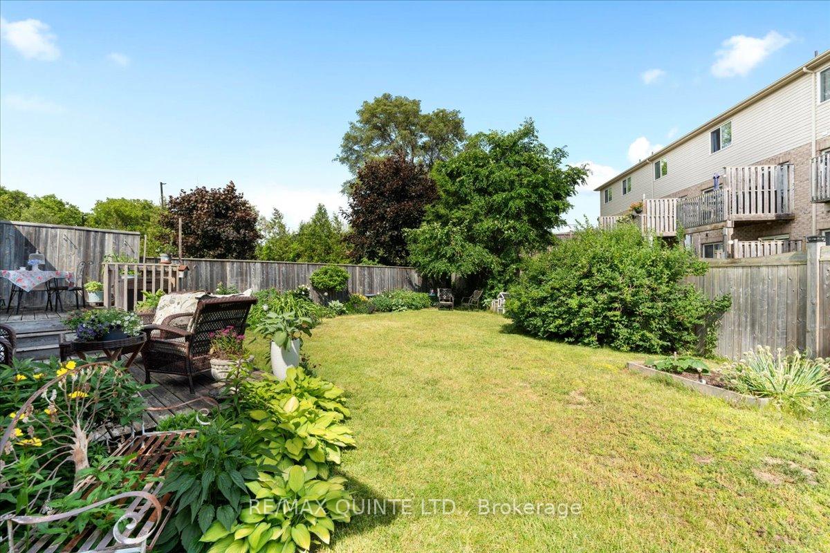 Photo 37 of 33 Alder Court, Belleville, Belleville Ward — HOMEH