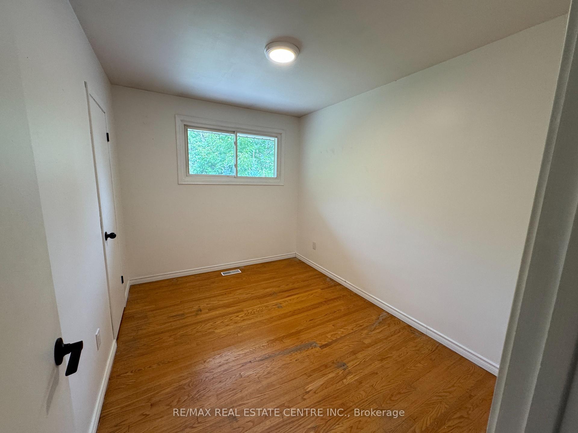 Photo 15 of Unit Main, 456 Speedvale ( Main ) Avenue E, Guelph, Riverside Park — HOMEH