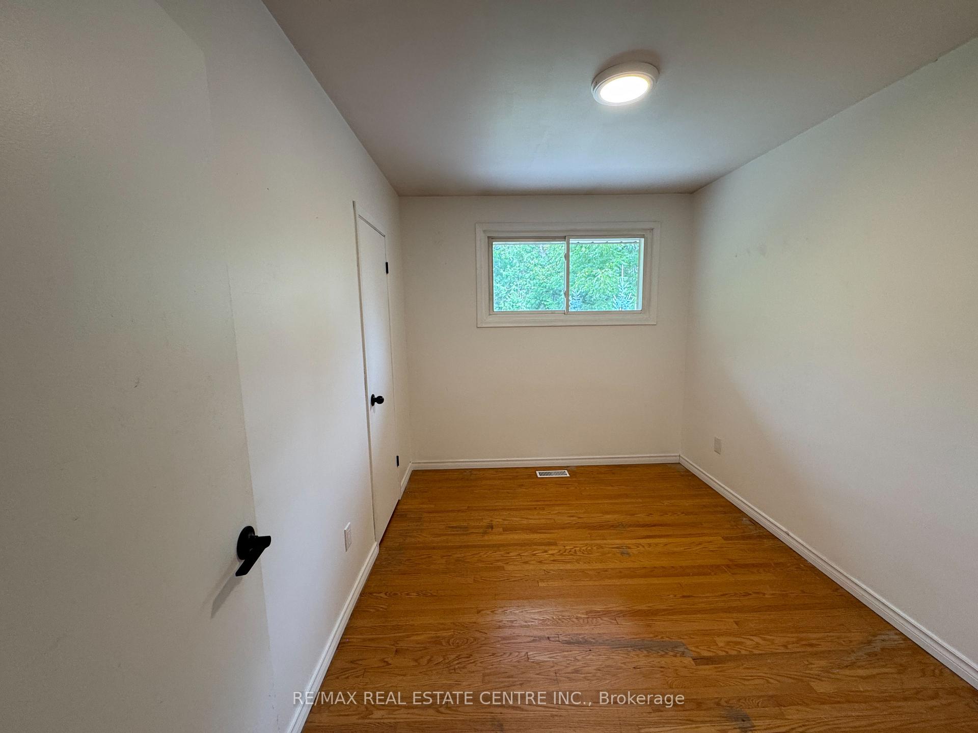 Photo 16 of Unit Main, 456 Speedvale ( Main ) Avenue E, Guelph, Riverside Park — HOMEH