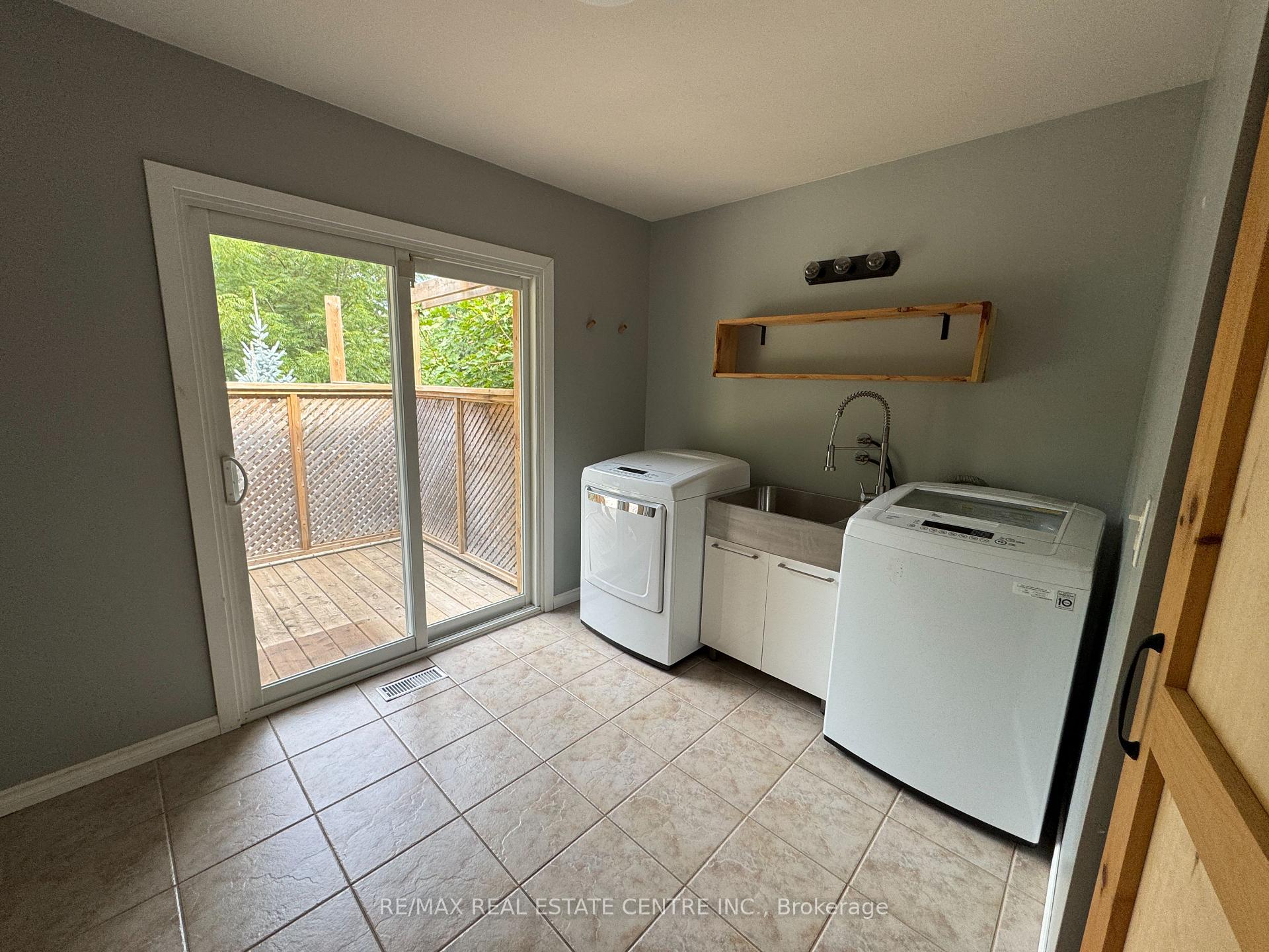 Photo 19 of Unit Main, 456 Speedvale ( Main ) Avenue E, Guelph, Riverside Park — HOMEH