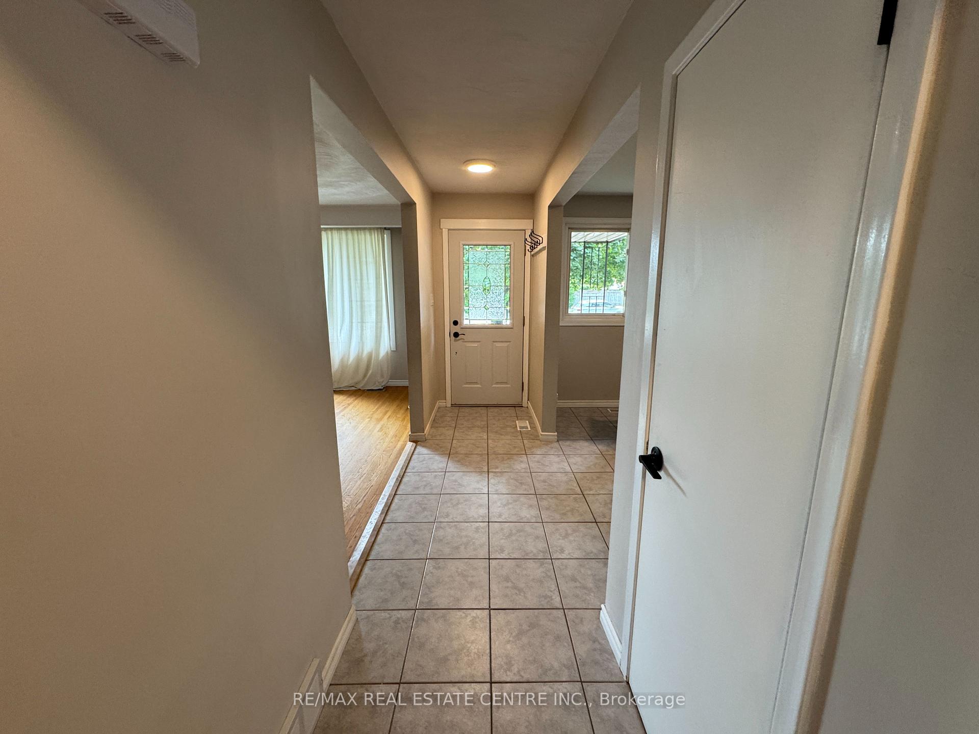 Photo 24 of Unit Main, 456 Speedvale ( Main ) Avenue E, Guelph, Riverside Park — HOMEH