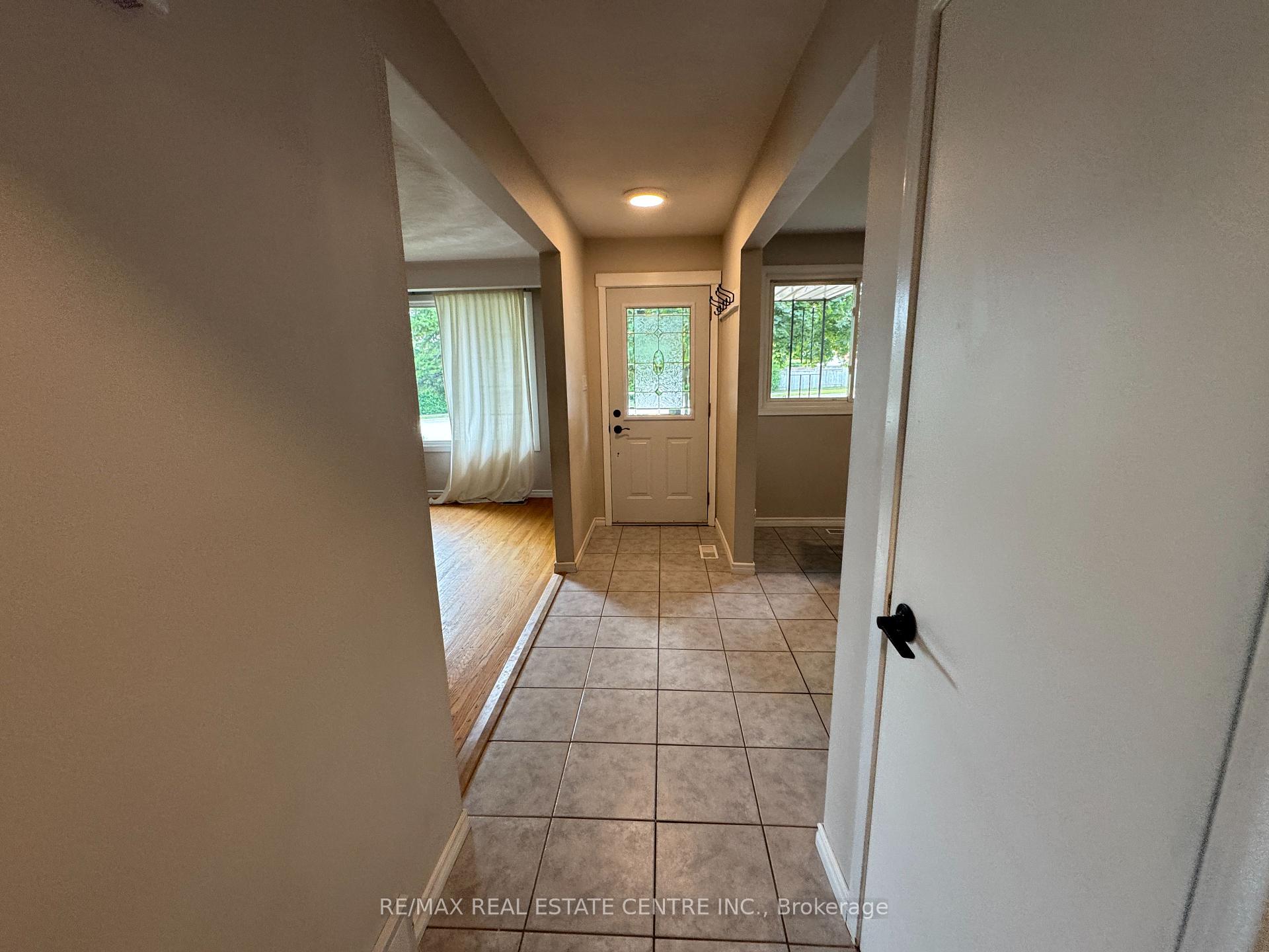 Photo 25 of Unit Main, 456 Speedvale ( Main ) Avenue E, Guelph, Riverside Park — HOMEH