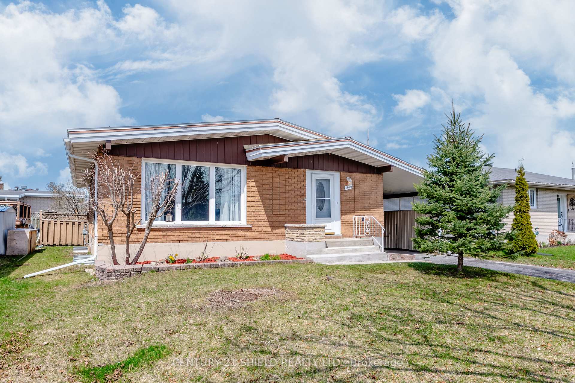 Photo 7 of 1010 Lasalle Road, Cornwall — HOMEH
