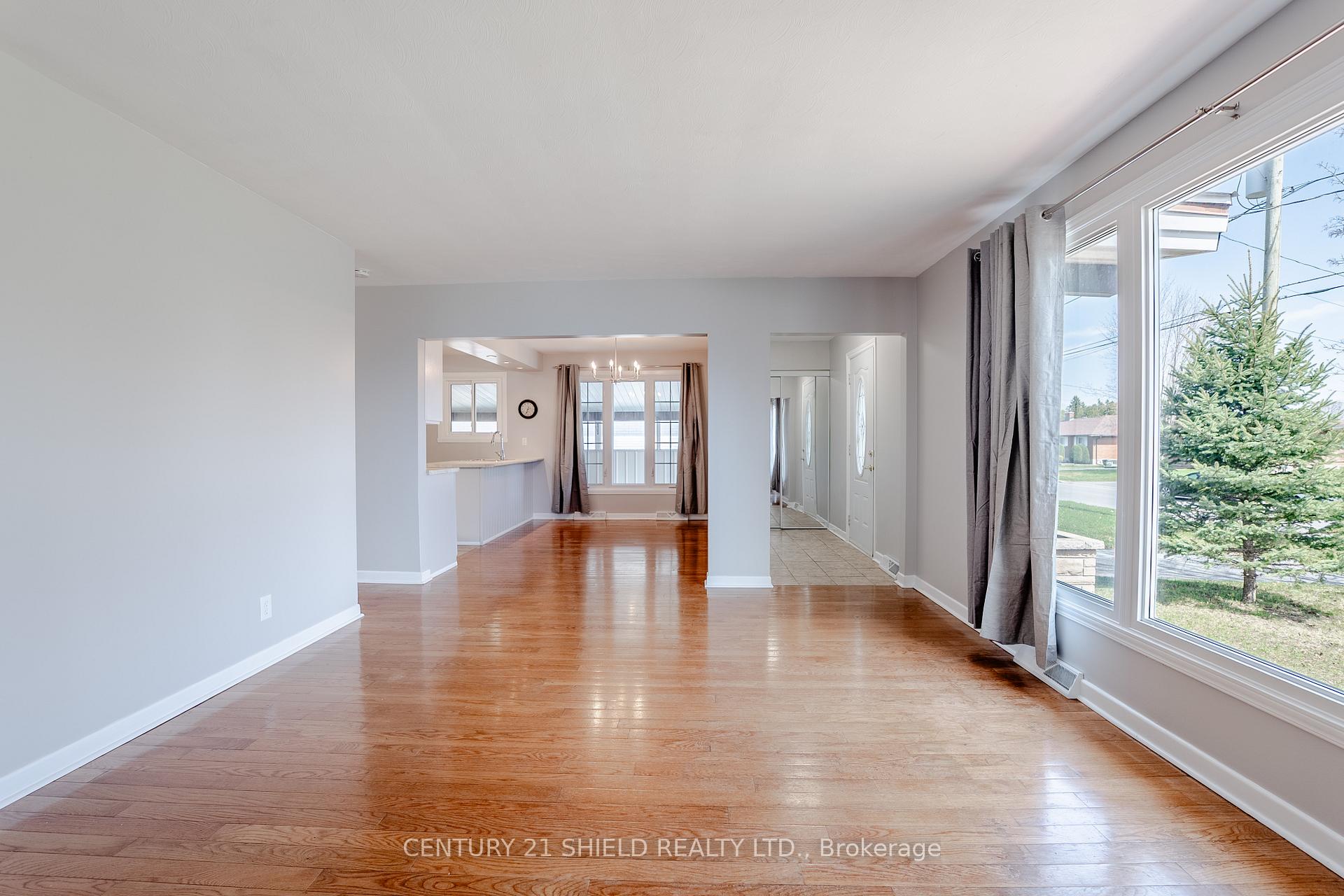 Photo 14 of 1010 Lasalle Road, Cornwall — HOMEH