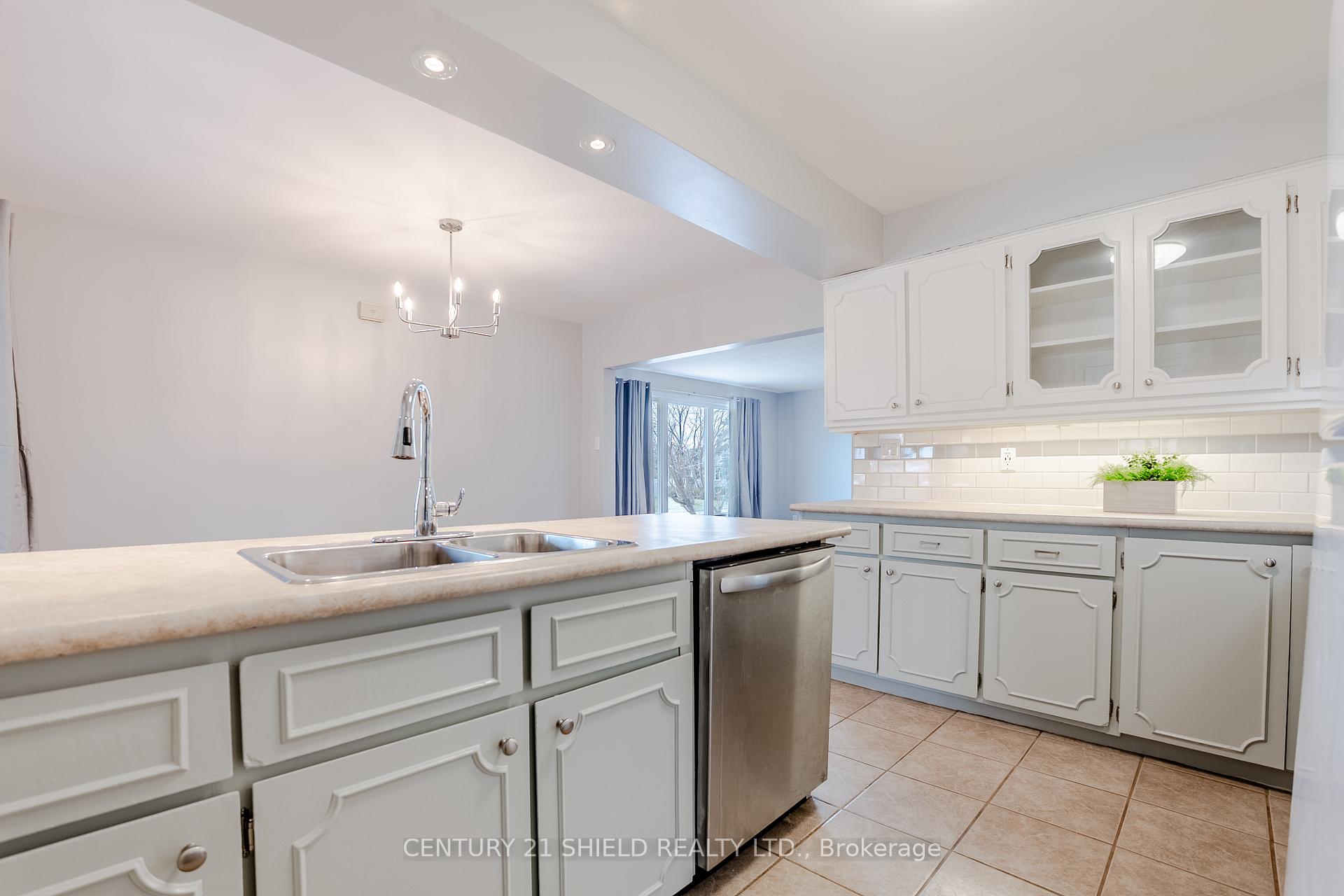 Photo 20 of 1010 Lasalle Road, Cornwall — HOMEH