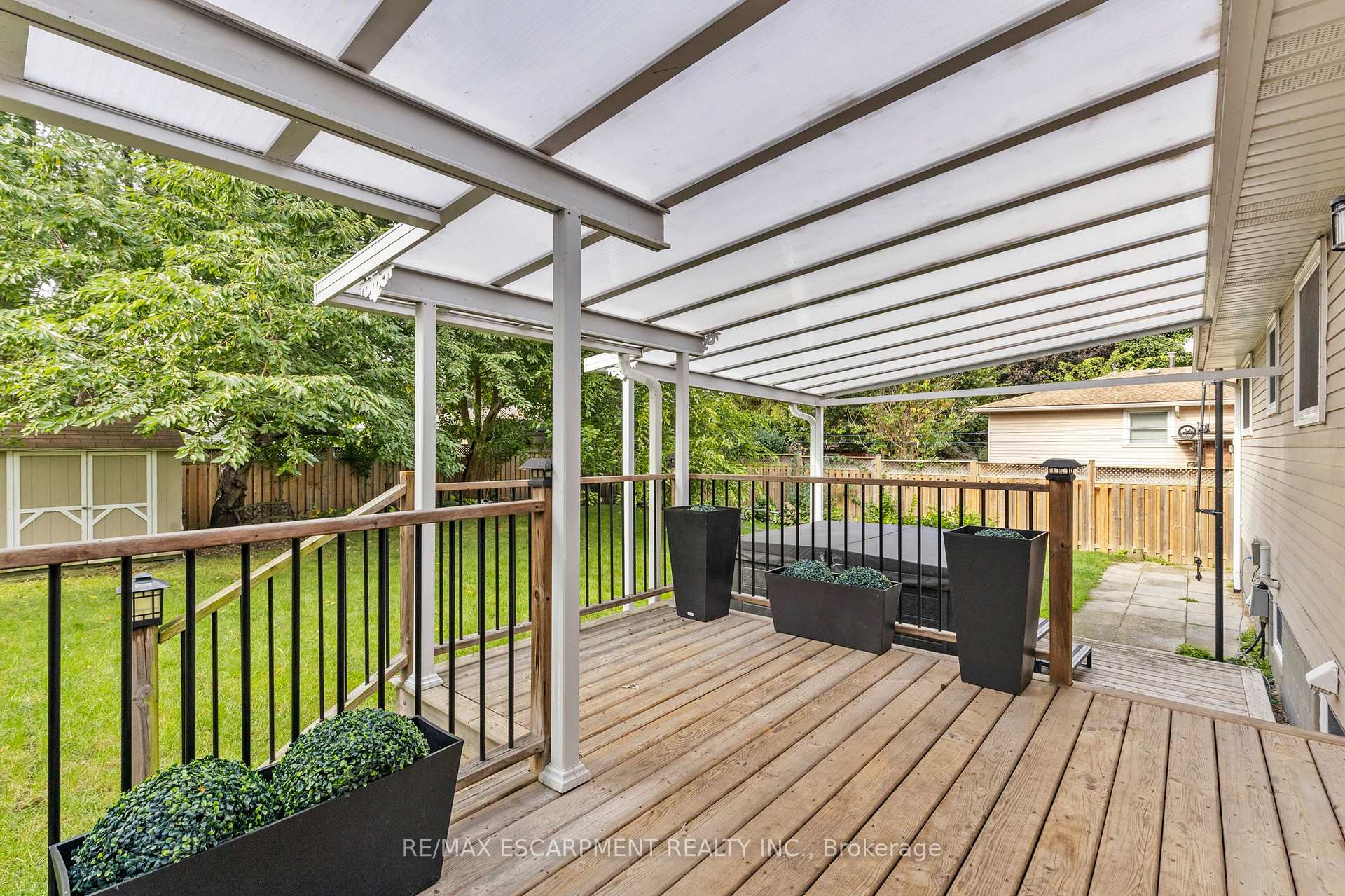 Photo 39 of 77 Debora Drive, Grimsby, Grimsby East — HOMEH