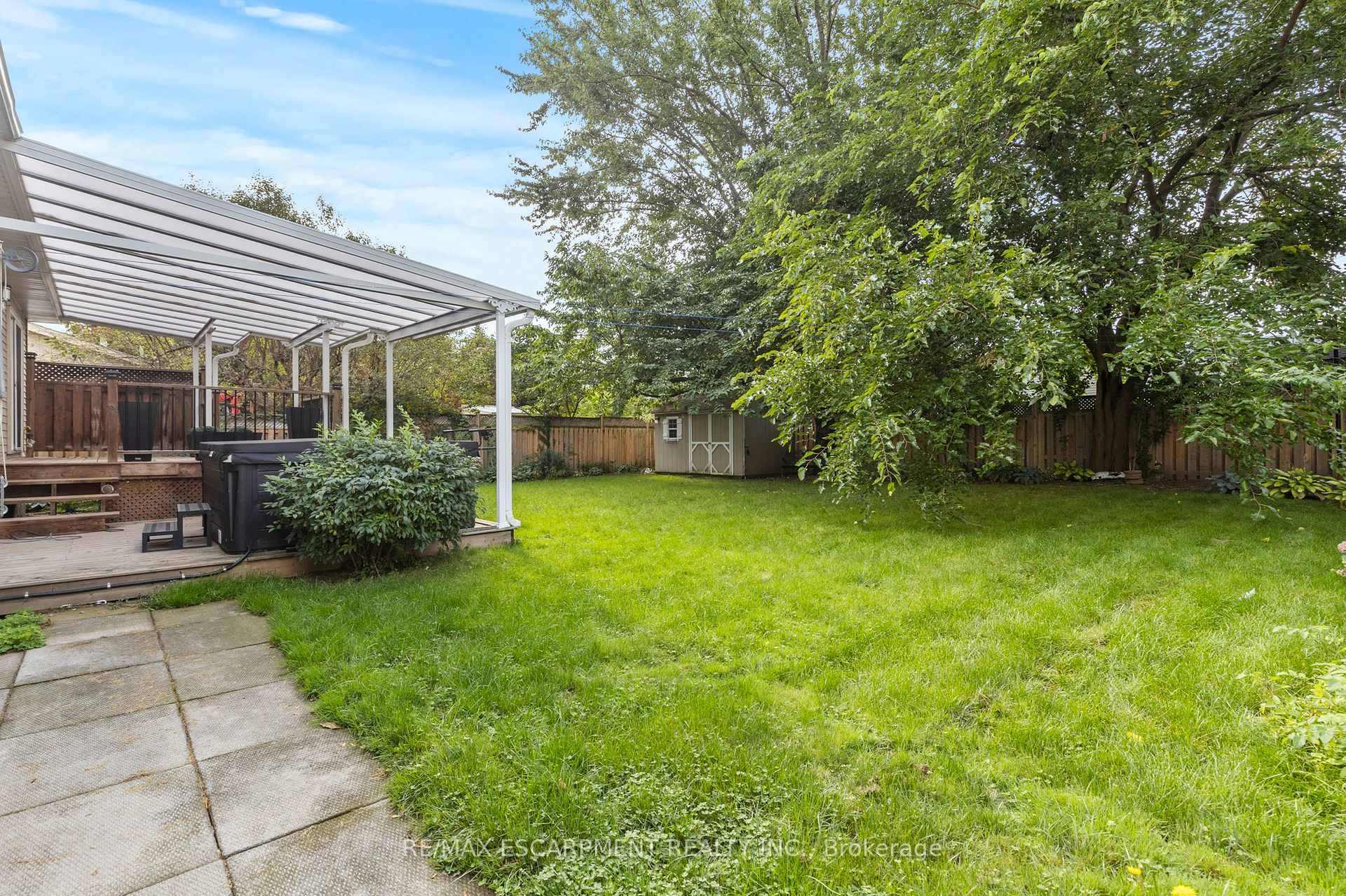 Photo 41 of 77 Debora Drive, Grimsby, Grimsby East — HOMEH