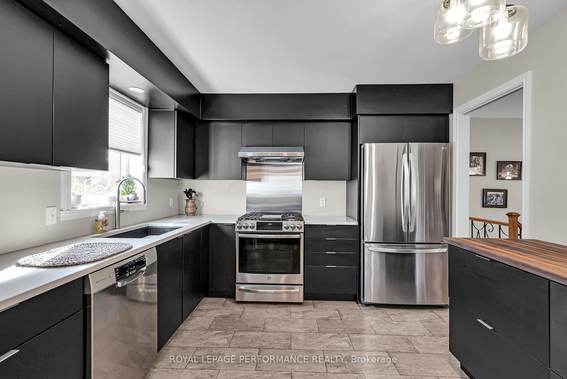 Photo 14 of 1606 Blakely Drive, Cornwall — HOMEH