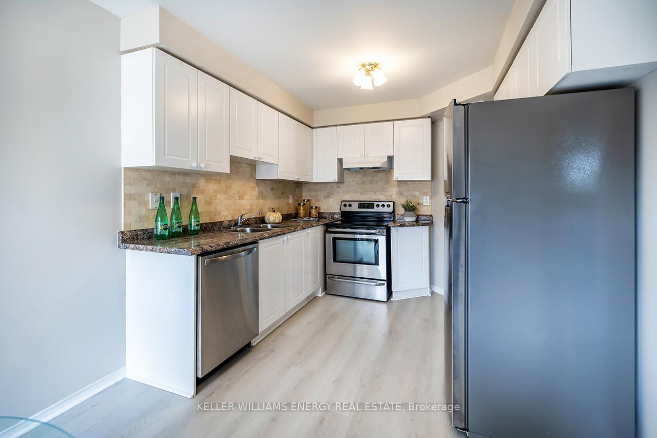 Photo 8 of 3 Willey Drive, Clarington, Bowmanville — HOMEH