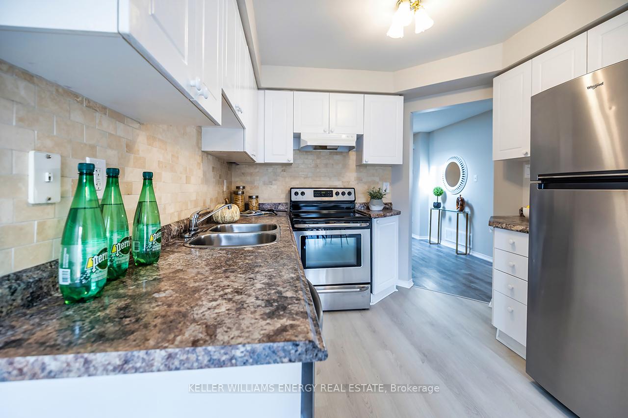 Photo 9 of 3 Willey Drive, Clarington, Bowmanville — HOMEH