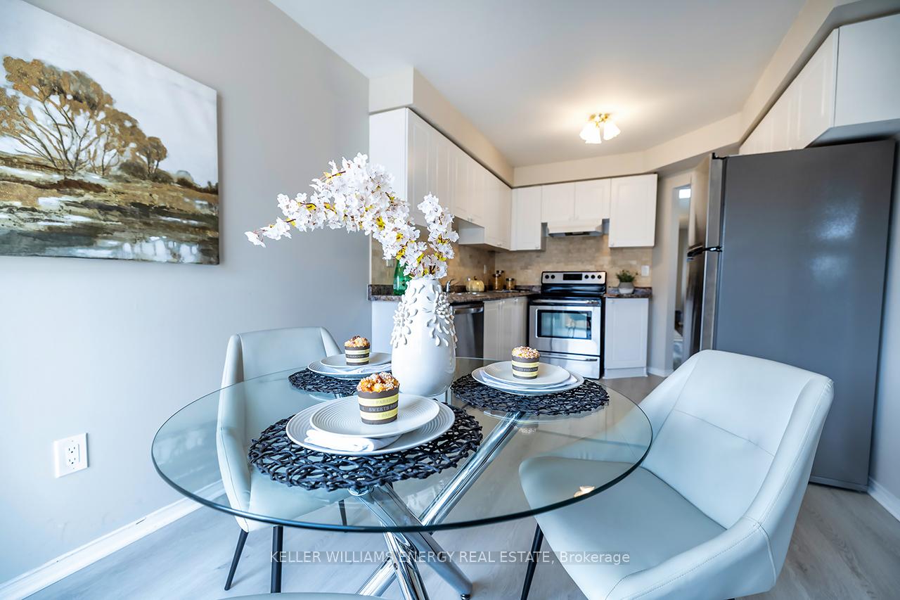Photo 11 of 3 Willey Drive, Clarington, Bowmanville — HOMEH