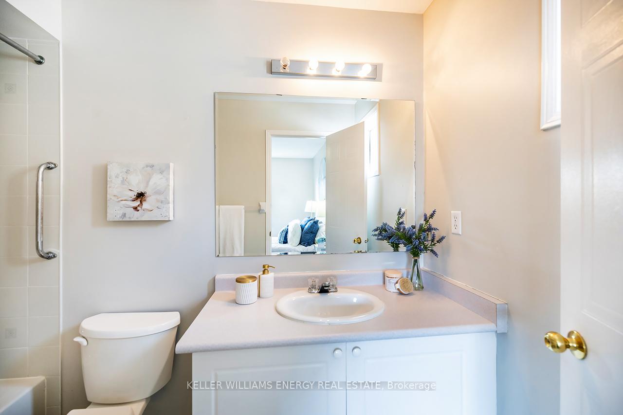 Photo 15 of 3 Willey Drive, Clarington, Bowmanville — HOMEH