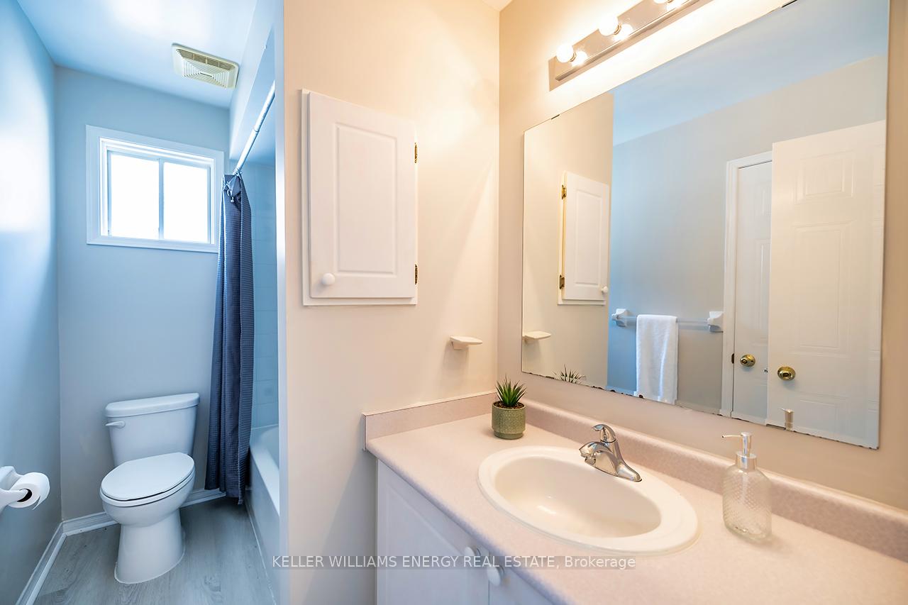 Photo 19 of 3 Willey Drive, Clarington, Bowmanville — HOMEH