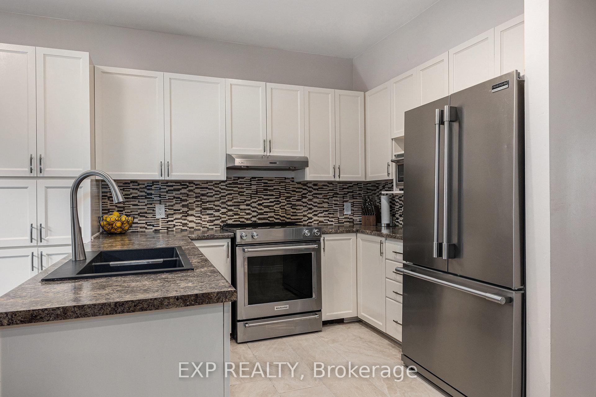 Photo 13 of 324 Stoneway Drive, Ottawa, Barrhaven East — HOMEH