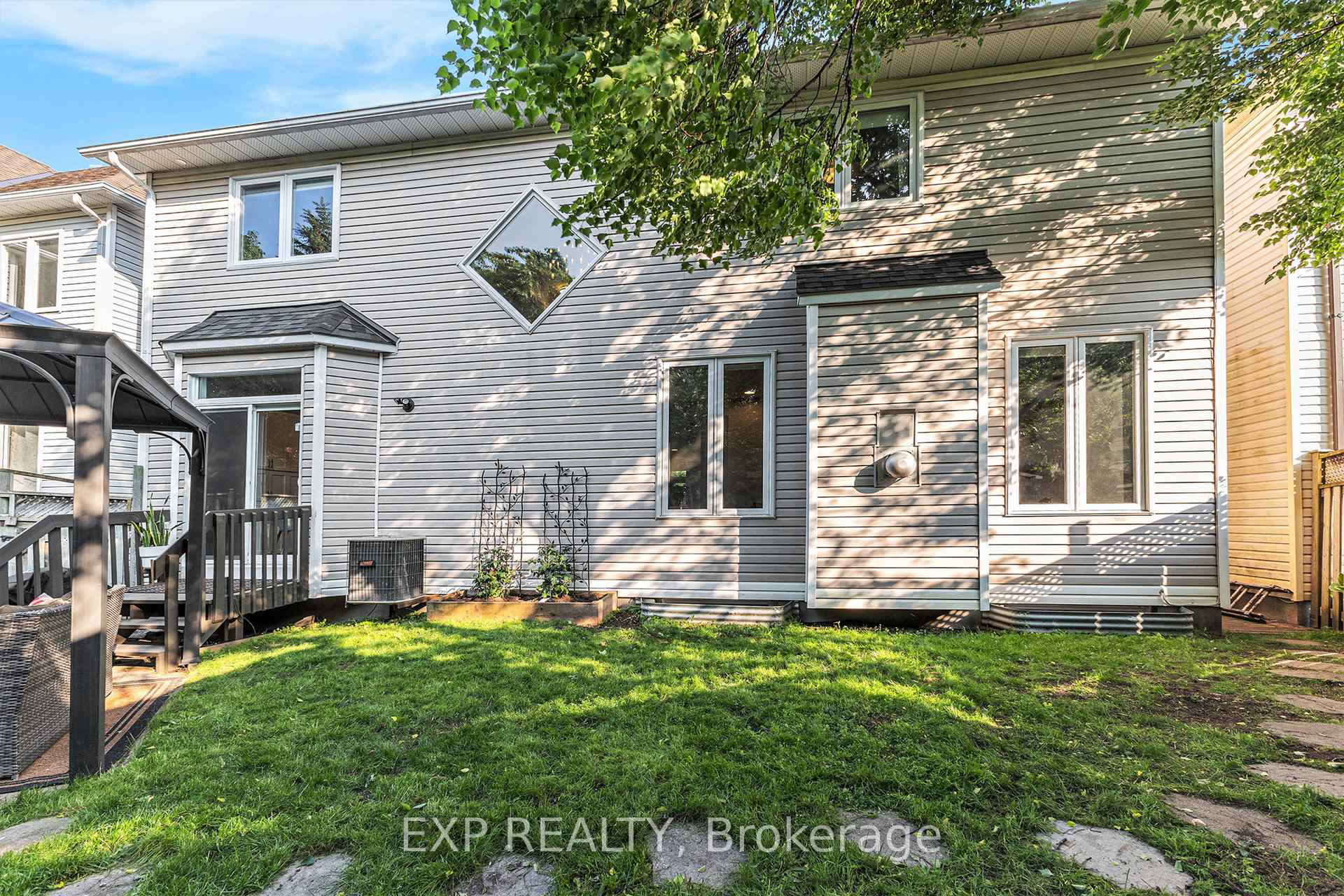 Photo 31 of 324 Stoneway Drive, Ottawa, Barrhaven East — HOMEH