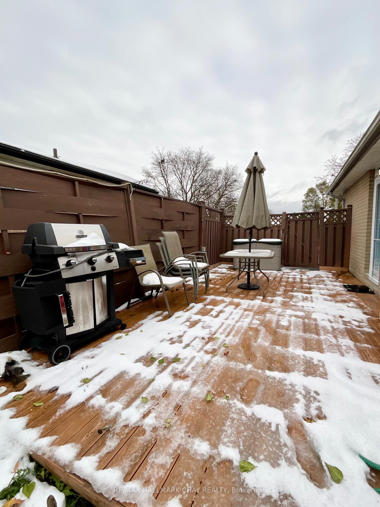 Photo 21 of 20 Earlsdale Crescent, Brampton, Southgate — HOMEH