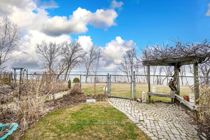 Photo 35 of 42 Morrison Crescent, Grimsby, Grimsby Beach — HOMEH