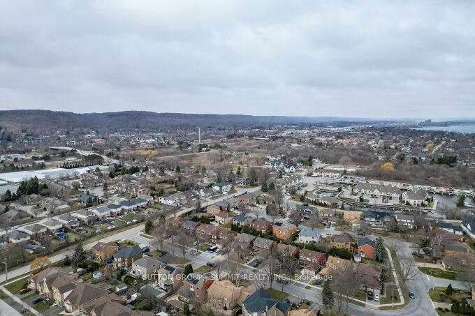 Photo 45 of 42 Morrison Crescent, Grimsby, Grimsby Beach — HOMEH