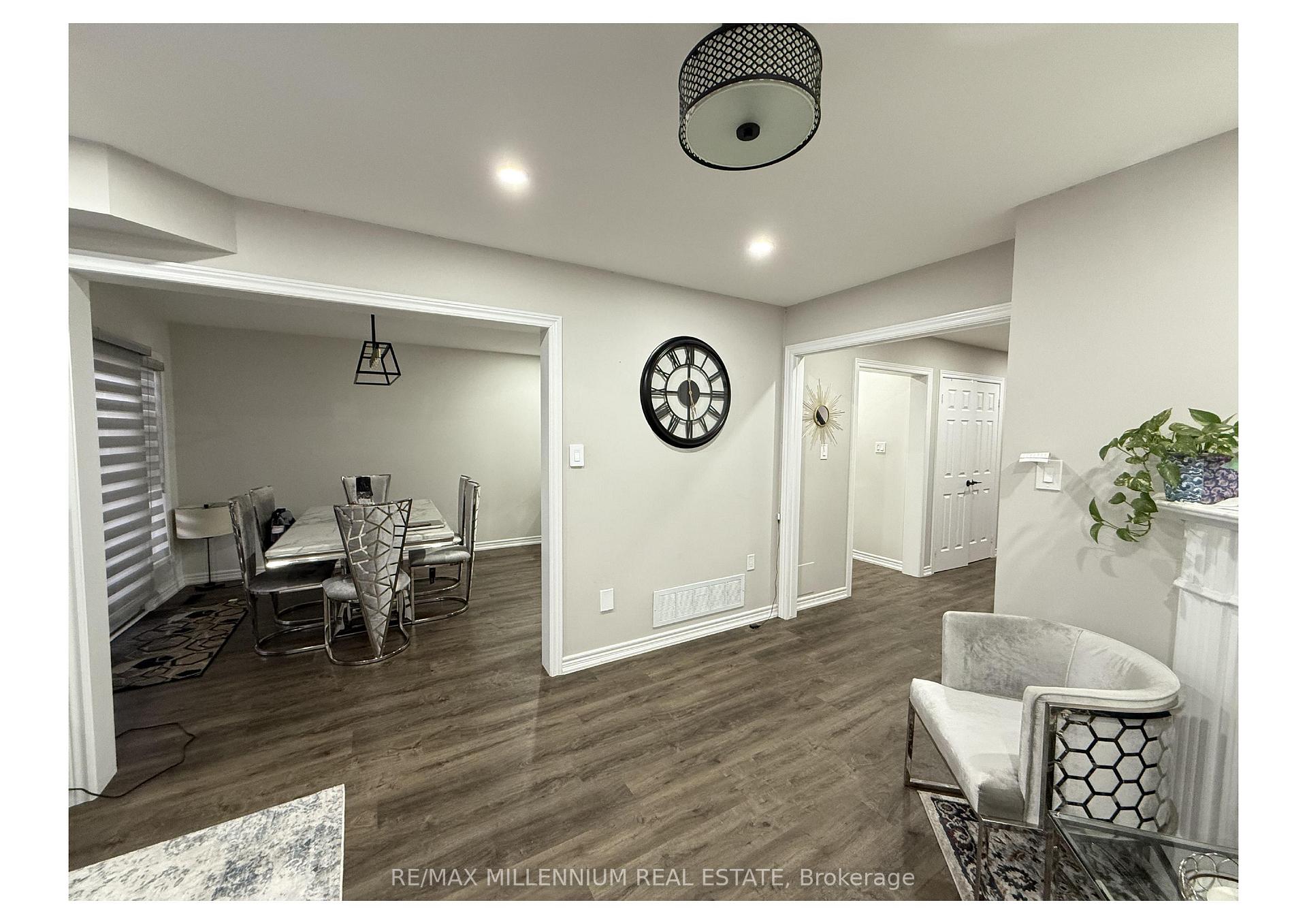 Photo 7 of 77 Emily Carr Crescent, Caledon, Bolton West — HOMEH